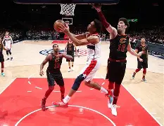 南宫体育官网-清晨克里夫兰骑士强势反弹——NBA常规赛节点到来；态度坚定；年轻球员得到机会的简单介绍