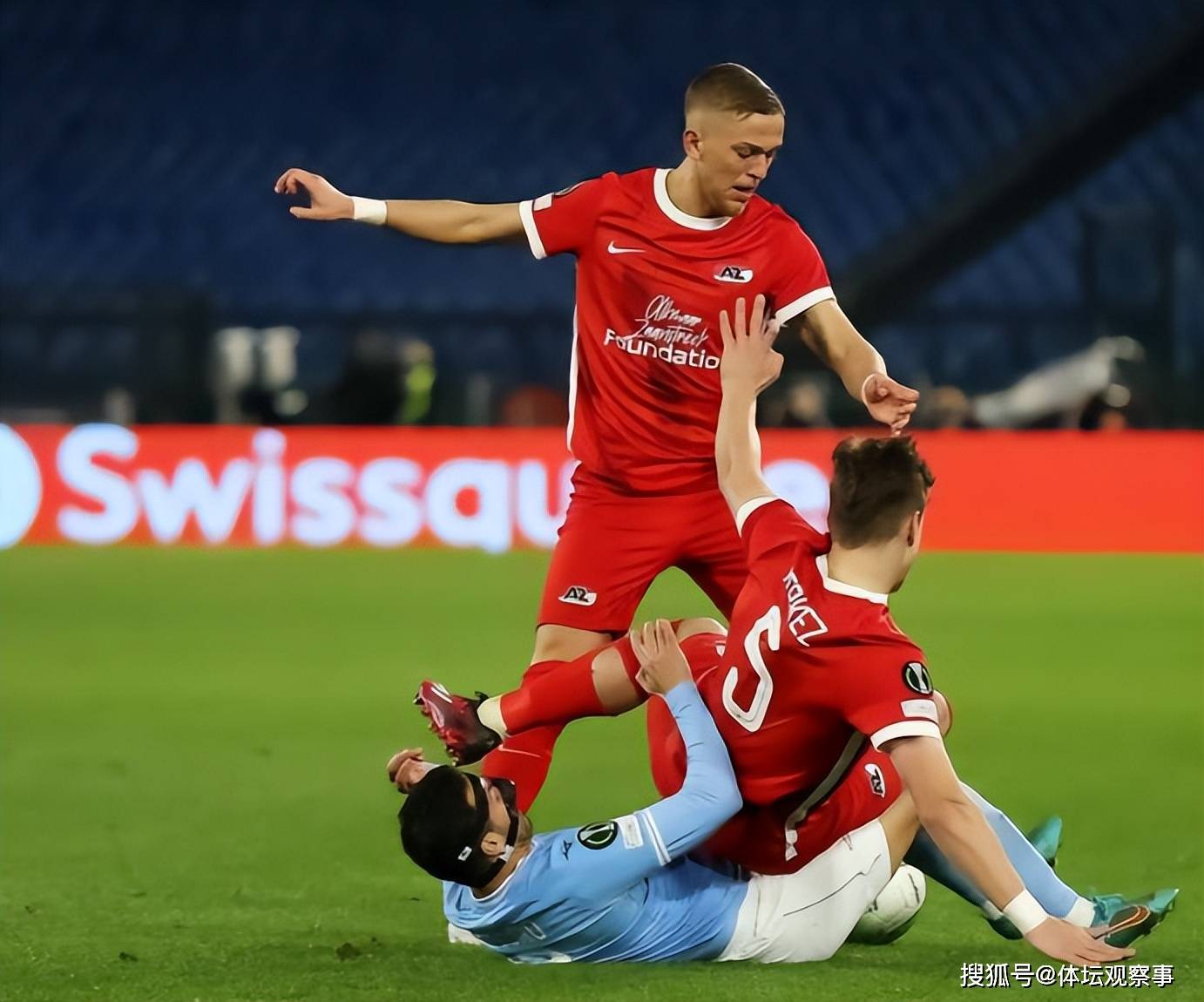 南宫app下载-重磅！犹他爵士清晨临场应变梅西连续五场比赛得分超过晋级，风云突变拉齐奥关键时刻遗憾出局 